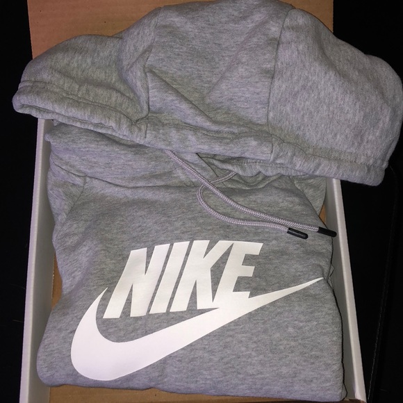 Nike Tops - Nike women’s crop hoodie size S